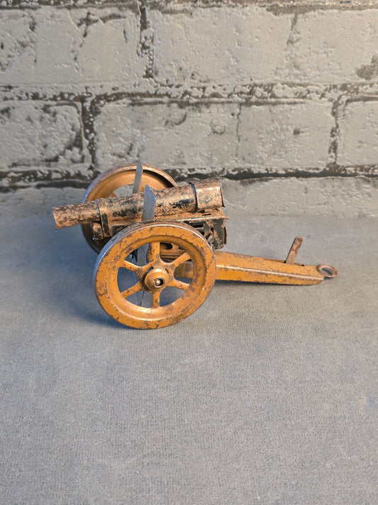 Antik Kanon. 16 cm. 1920/30.