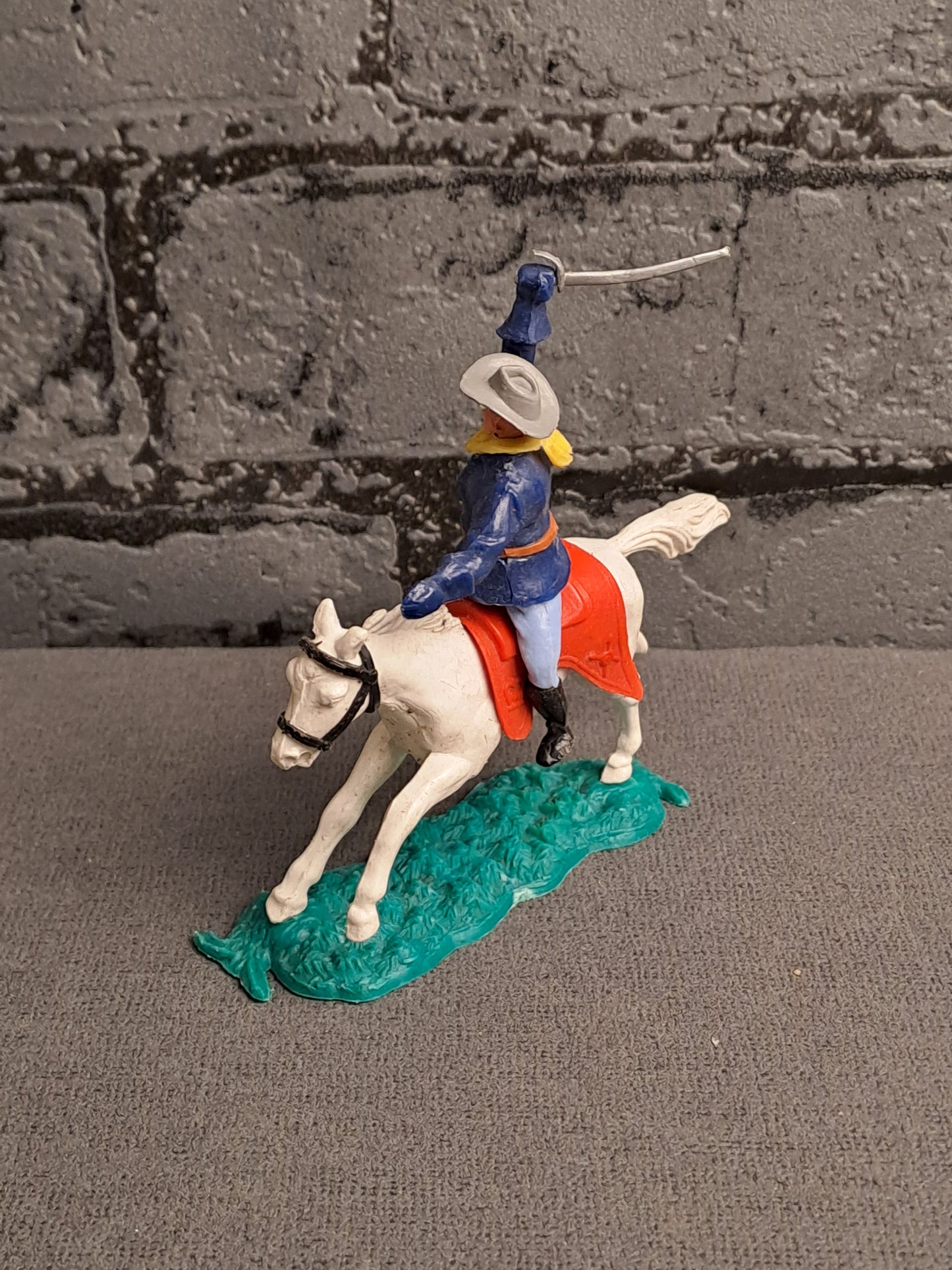 Timpo Toys U.S. Cavalry Officer on Horse / Timpo Toys Kavaleri Officer på Hest