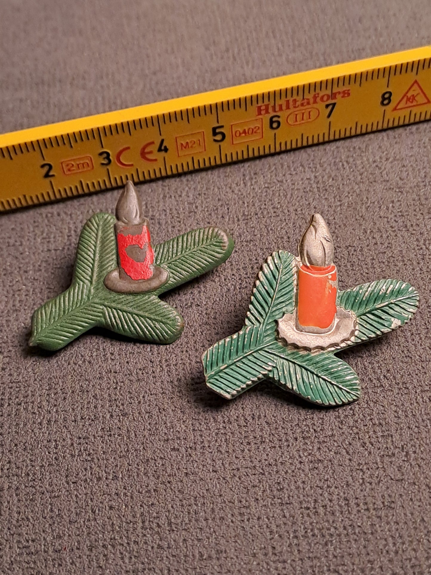 WHW Rare Christmas Badge x2 Bergedorf / WHW Sjældne Julemærker x2 Bergedorf