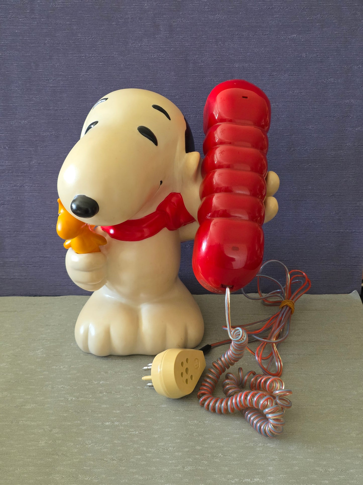 Nuser Telefon og Sparebøsse / Snoopy Telephone and Piggybank