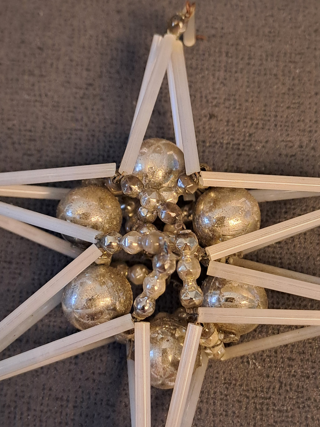 Vintage Czech Christmas Star / Vintage Tjekkisk Jule Stjerne Ophæng
