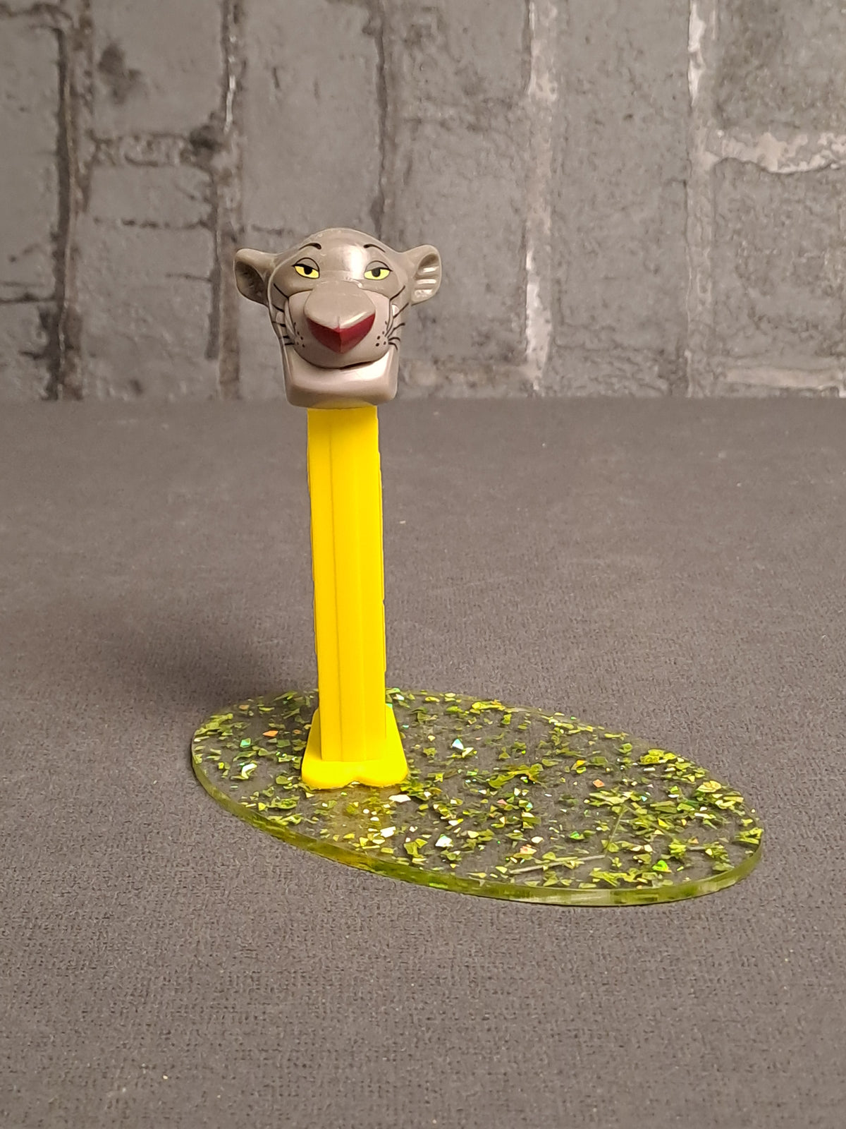 PEZ Bagheera