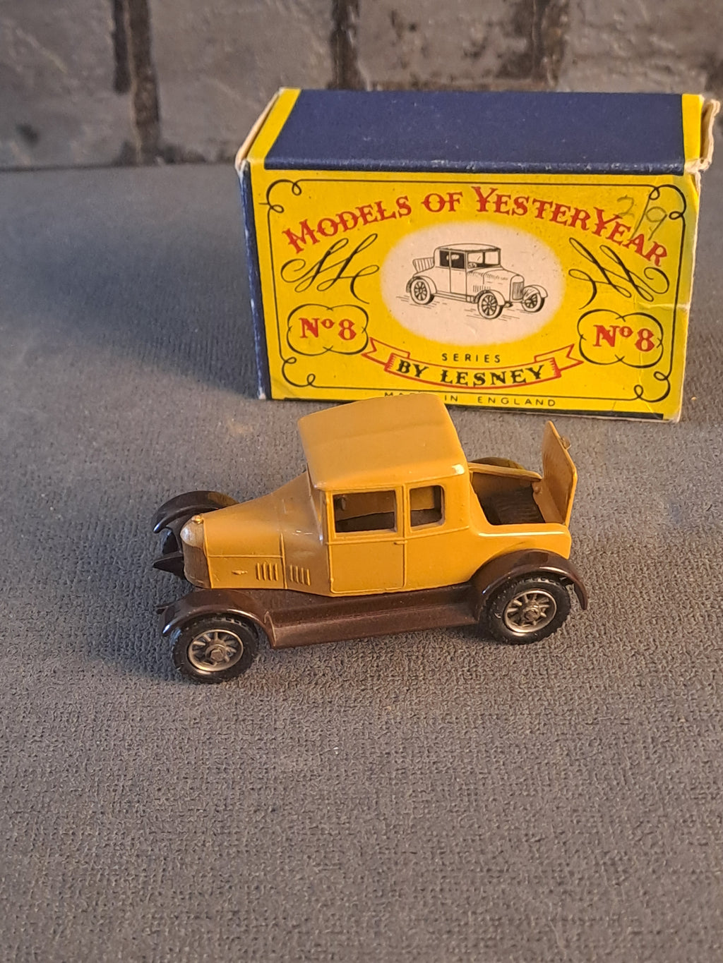 Lesney Models of Yesteryear The Bullnose Morris Cowley