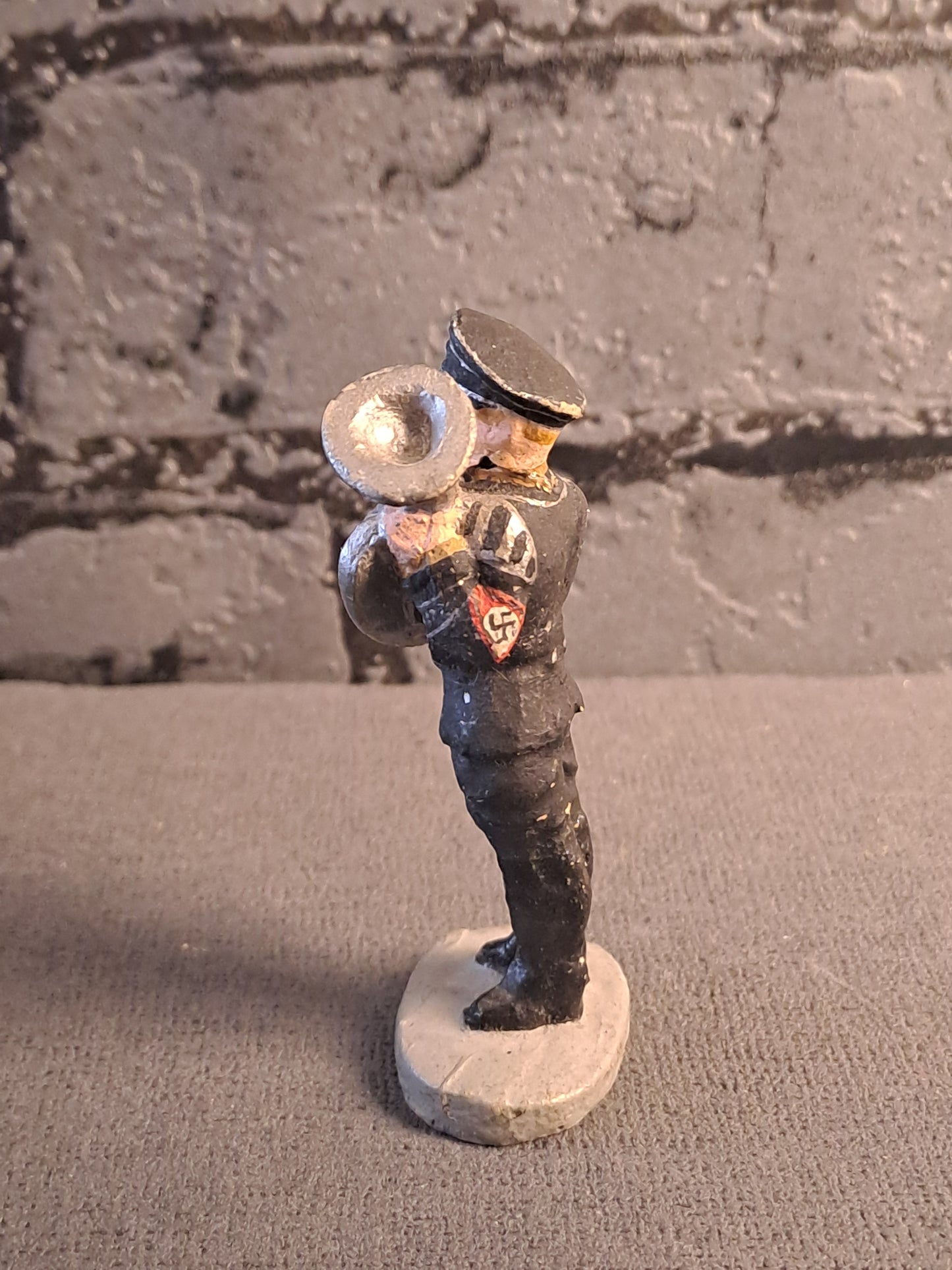 Elastolin SS Musician with Horn / Elastolin SS Musiker med Horn