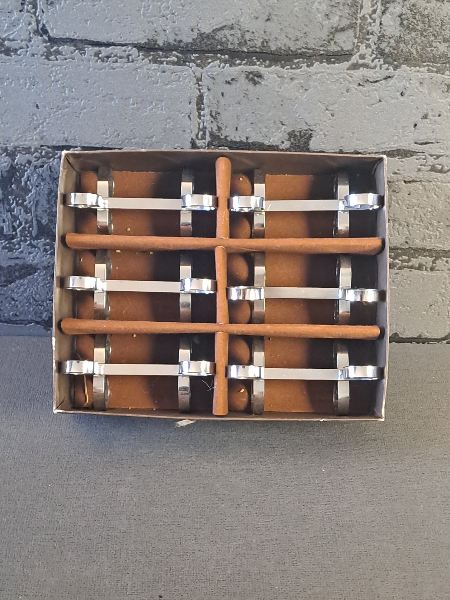 French Porte Coteau Knife Holders / Franske Pirte Coteau Knivholdere