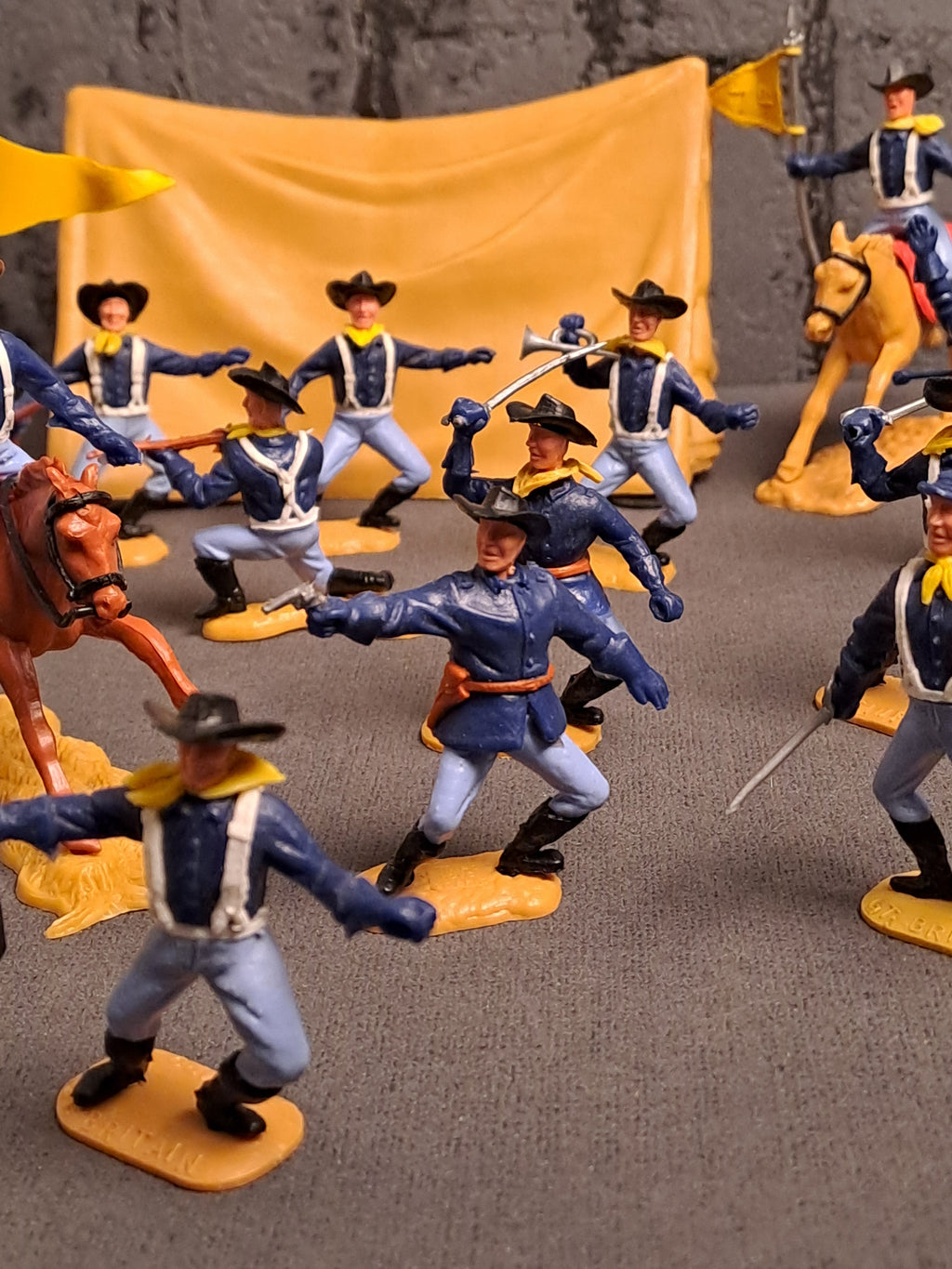 Timpo Toys U.S Cavalry Scenary