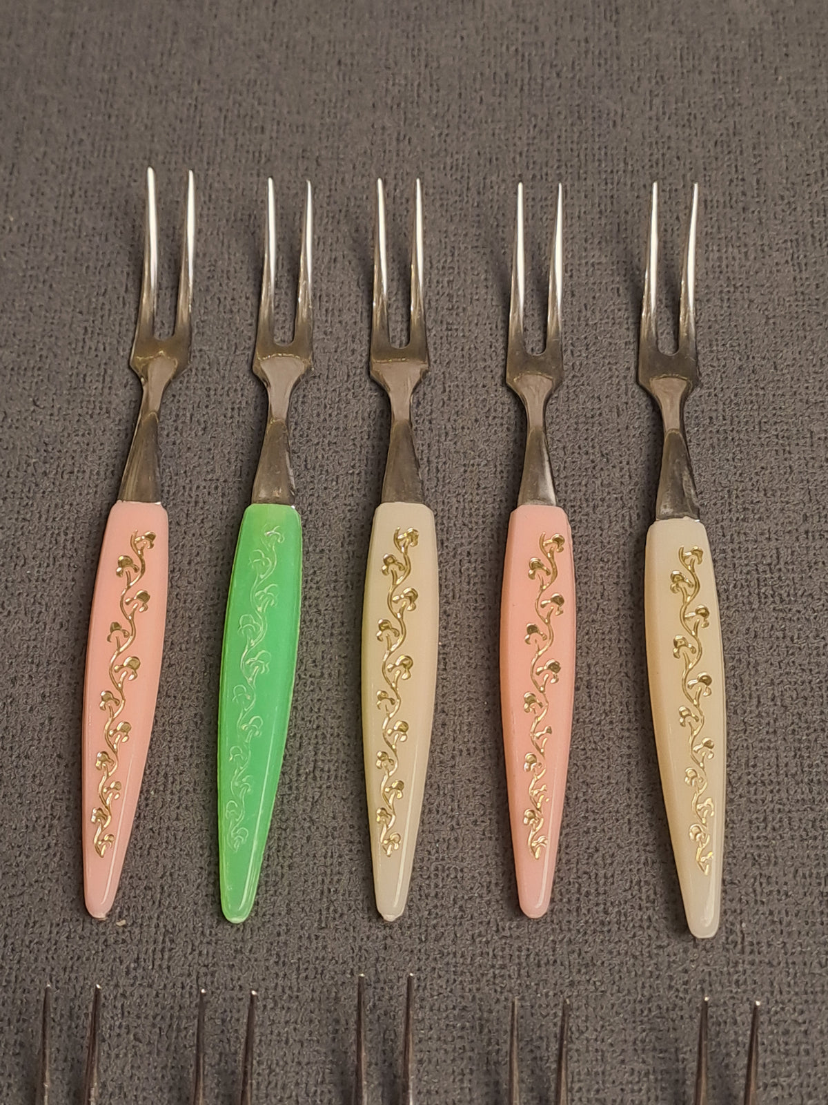 Vintage Forks / Vintage Cold Cut Forks