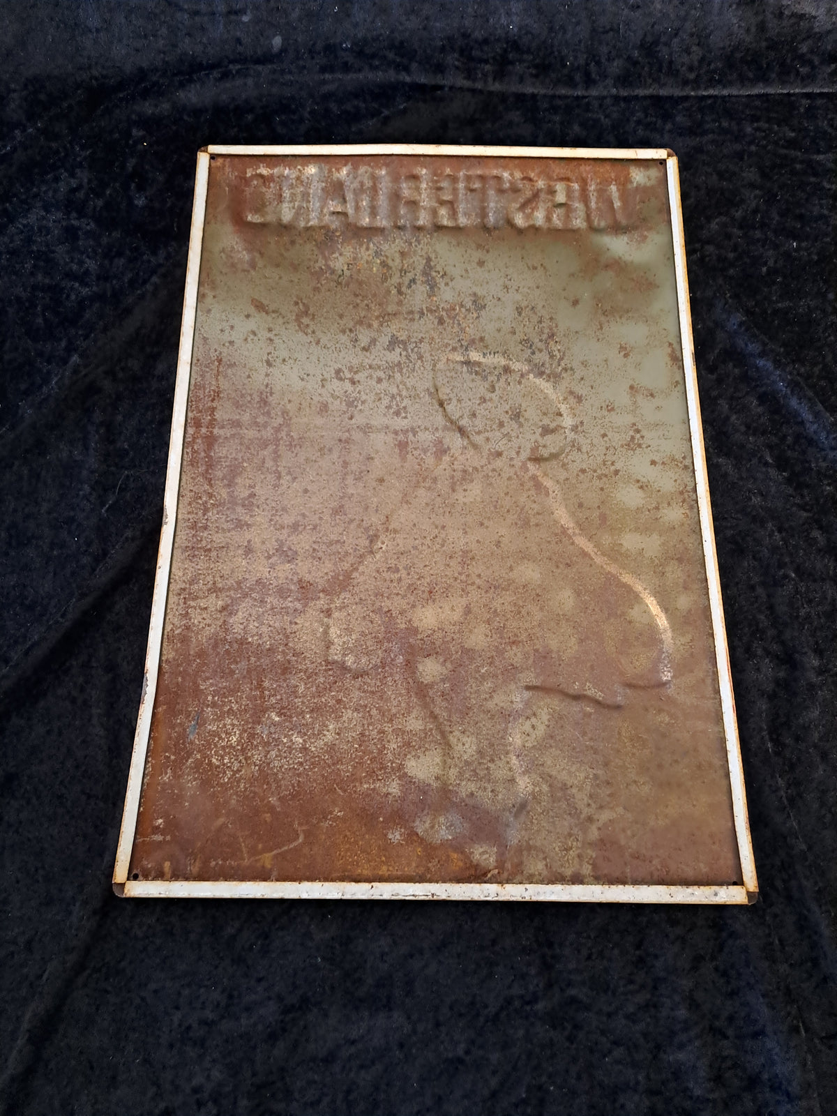 Vintage Advertising Tin Sign