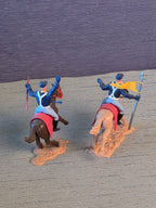 Timpo Toys U.S. Kavaleri 2 Soldater på Hest / Timpo Toys U.S. Cavalry 2 Soldiers on Horse