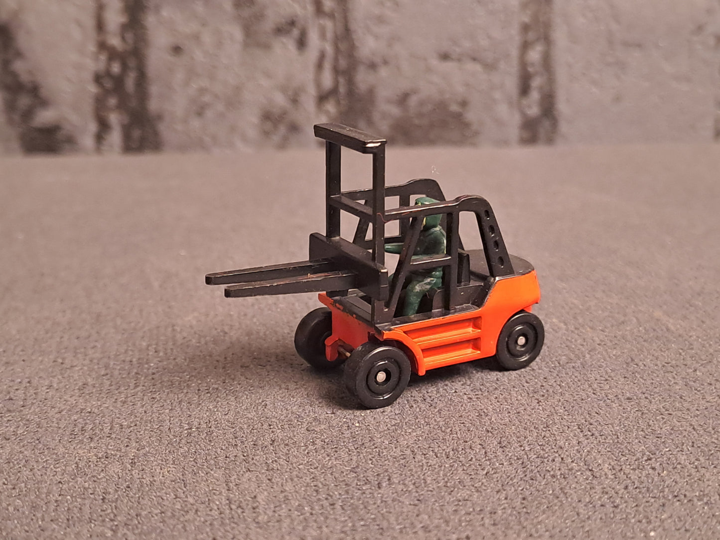 Fork Lift / Gaffel Truck