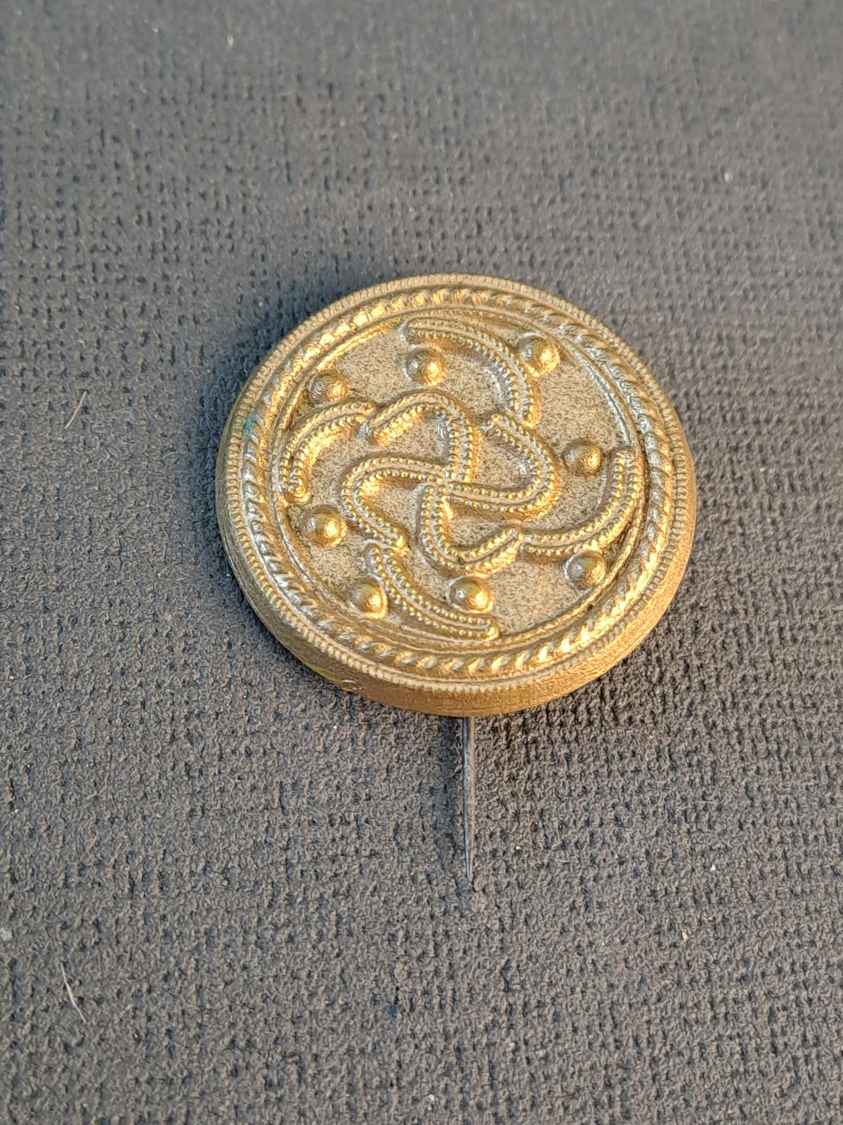 WHW Donation Pin 1941-42
