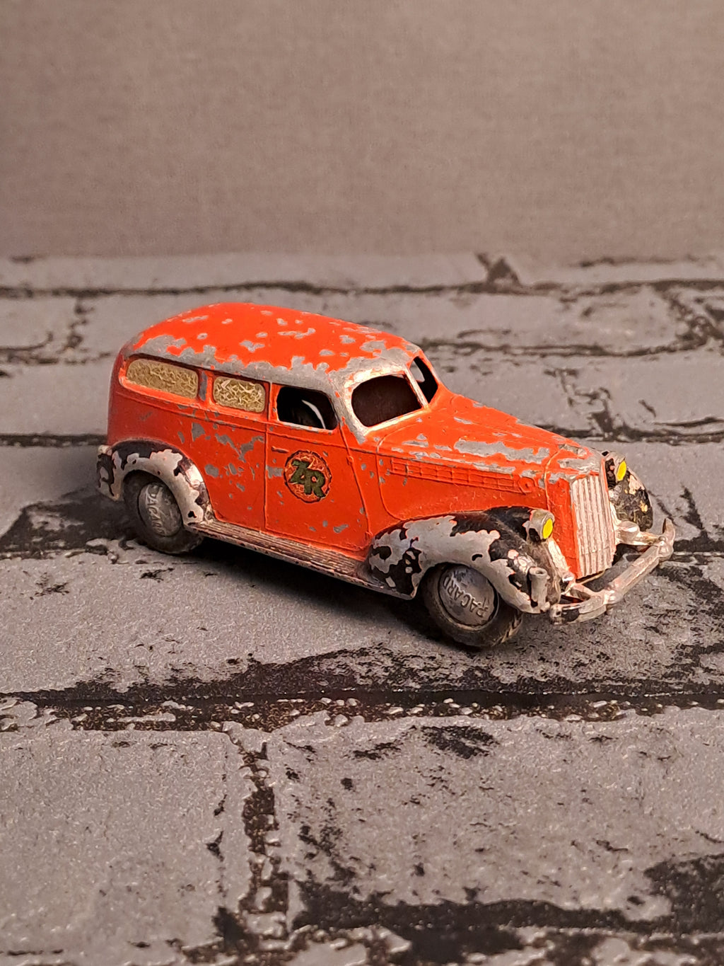 Tekno Packard Denmark Zone Ambulance