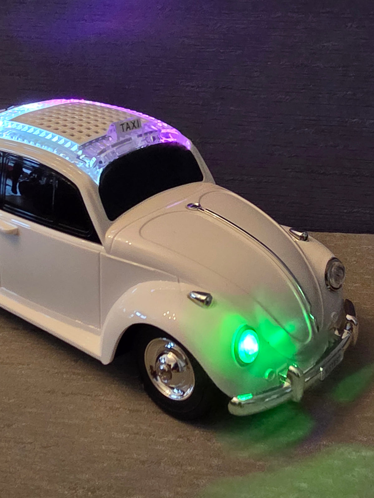 VW Boble Bluetooth Højtaler med Radio og LED