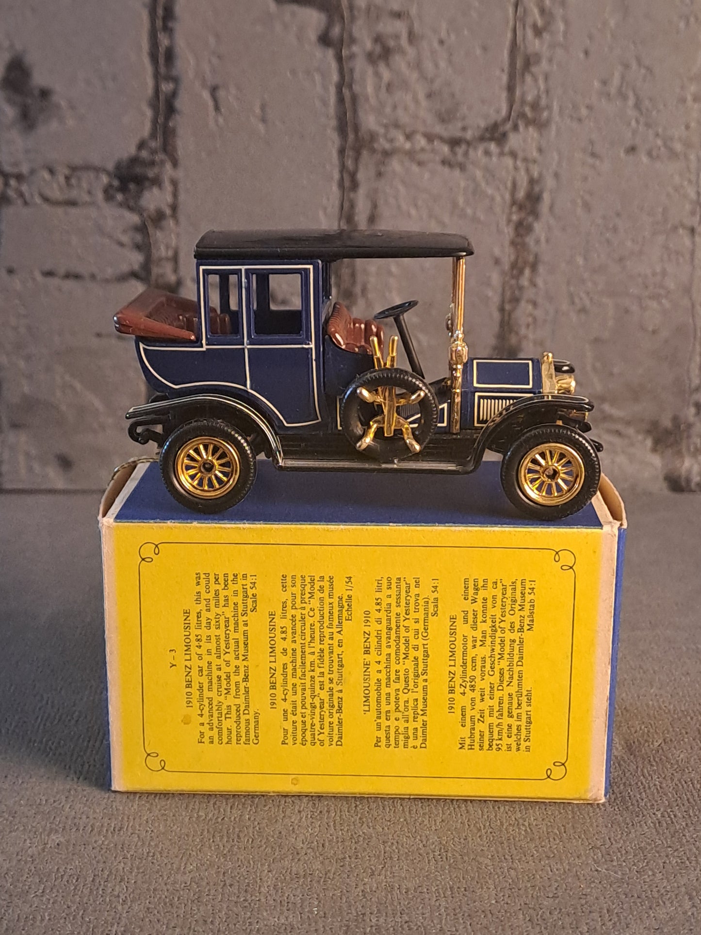 Matchbox Models of Yesteryear 1910 Benz Limousine