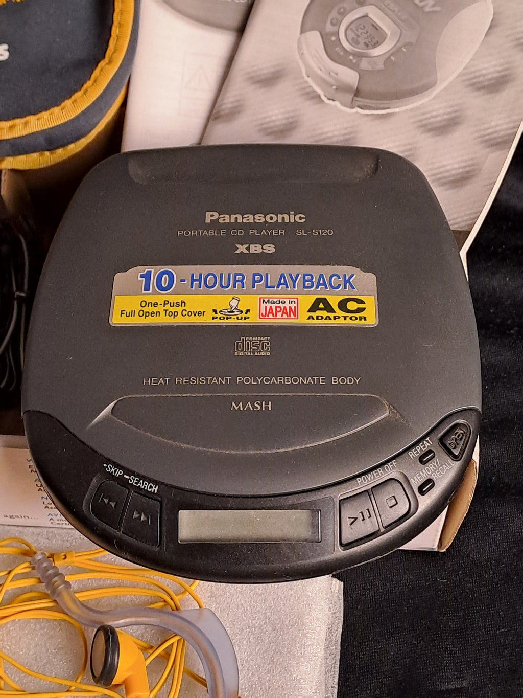 Vintage Philips Portable CD Player ACT7582 Prod.year: 2000 / Vintage Philips Discman Prod.år: 2000