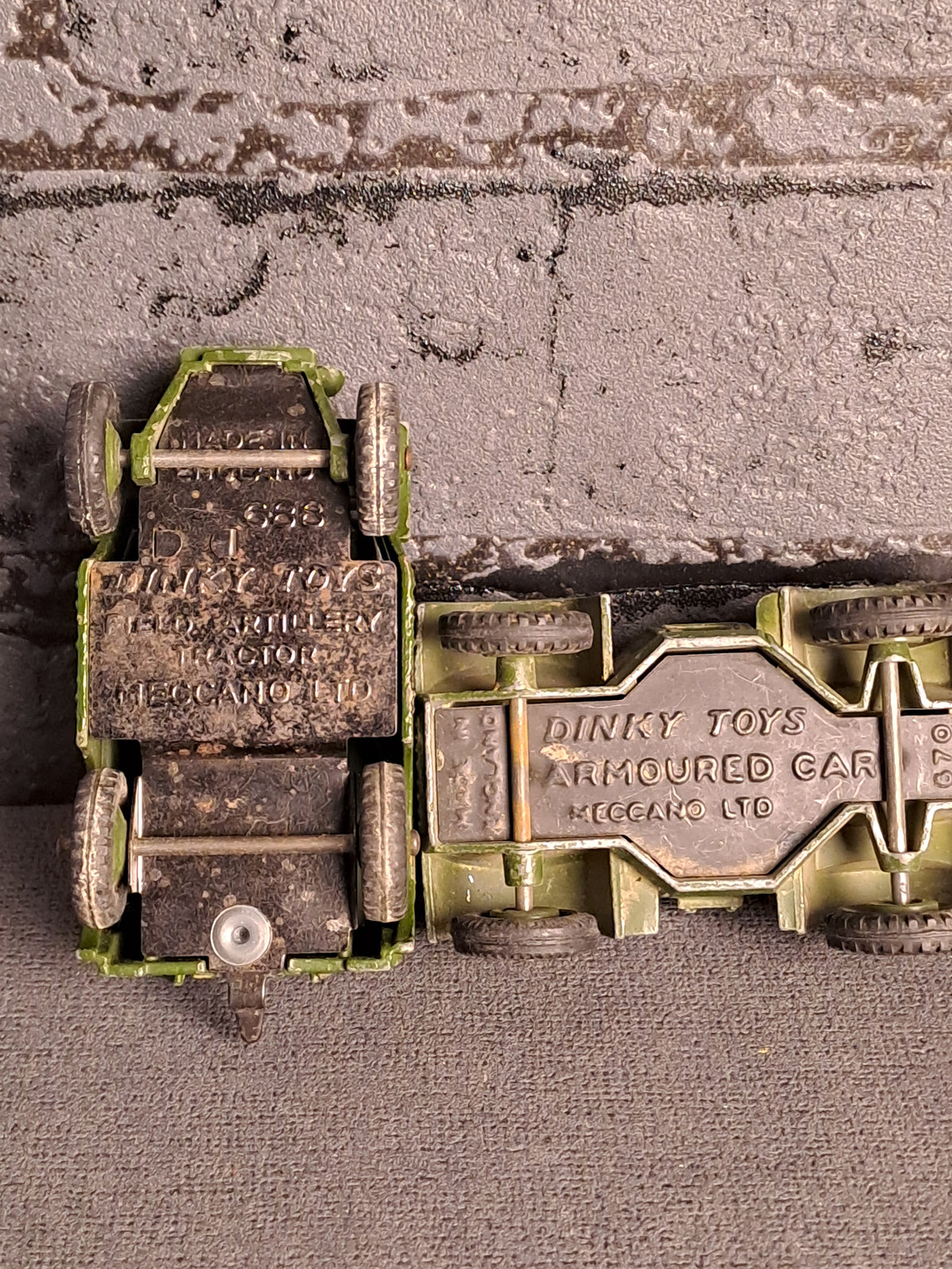 Dinky Toys Armoured Car and Field Artillery Tractor
