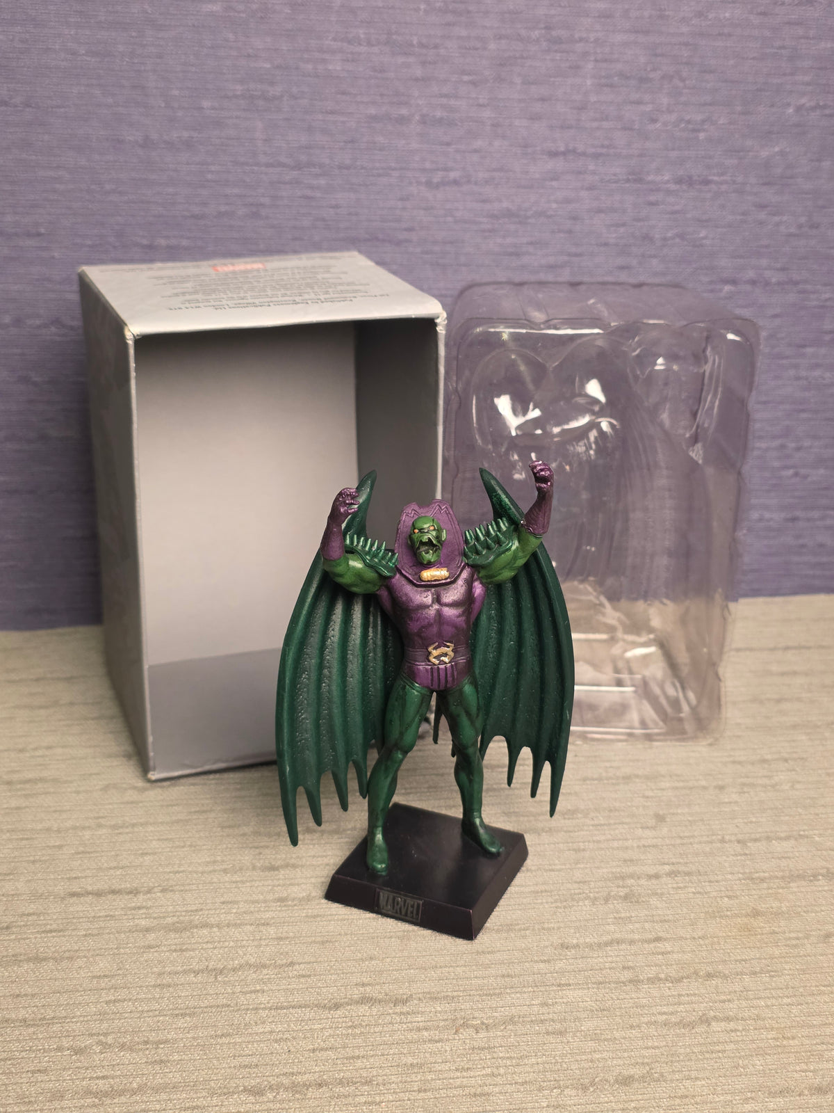 Classic Marvel Figurine Collection Annihilus