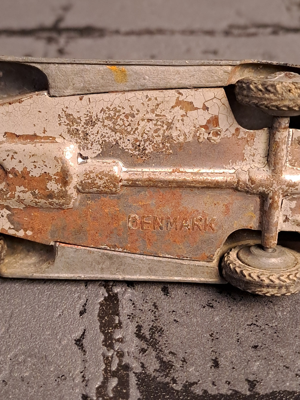 Tekno Packard Denmark Zone Ambulance