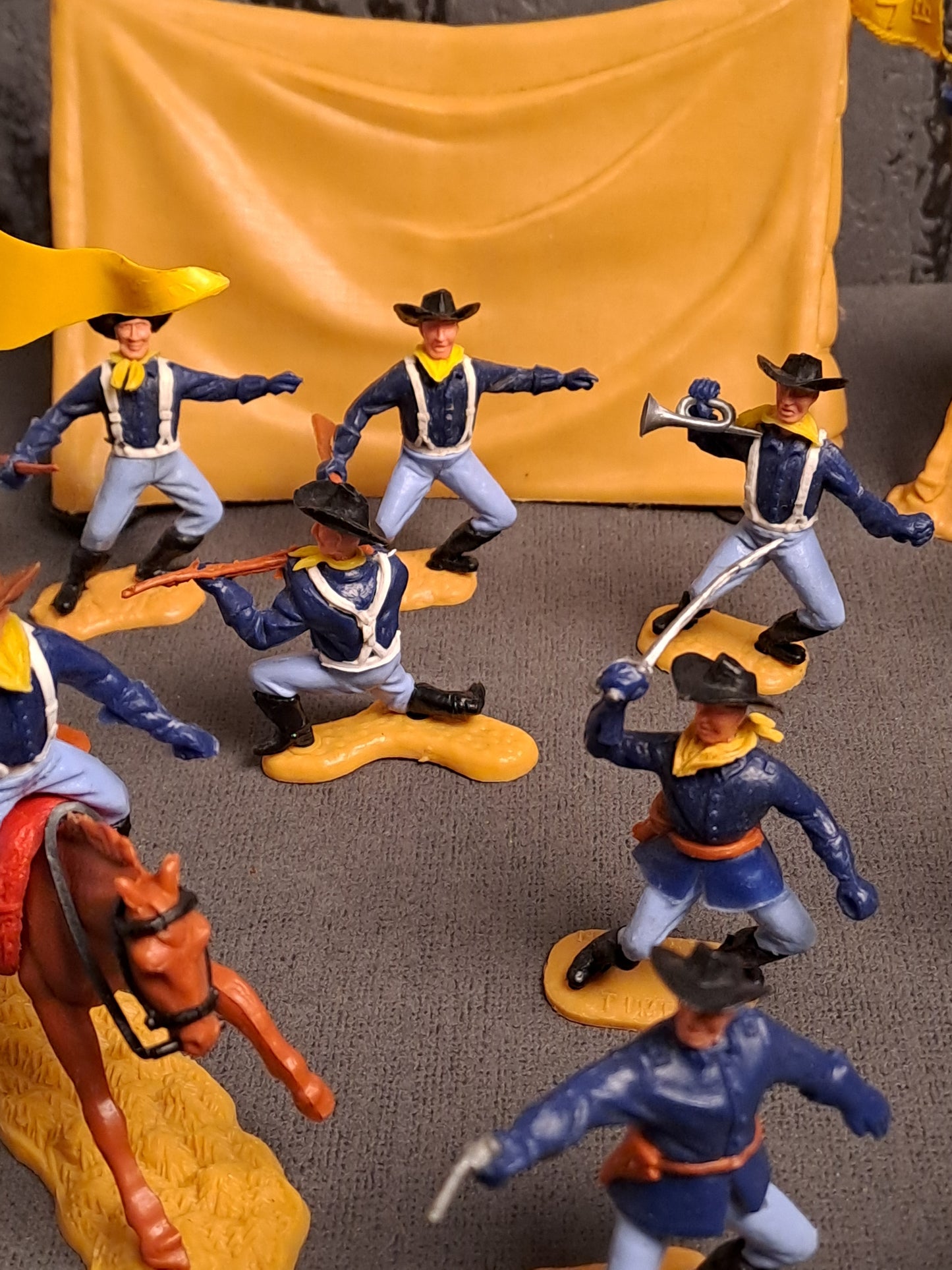 Timpo Toys U.S Cavalry Scenary