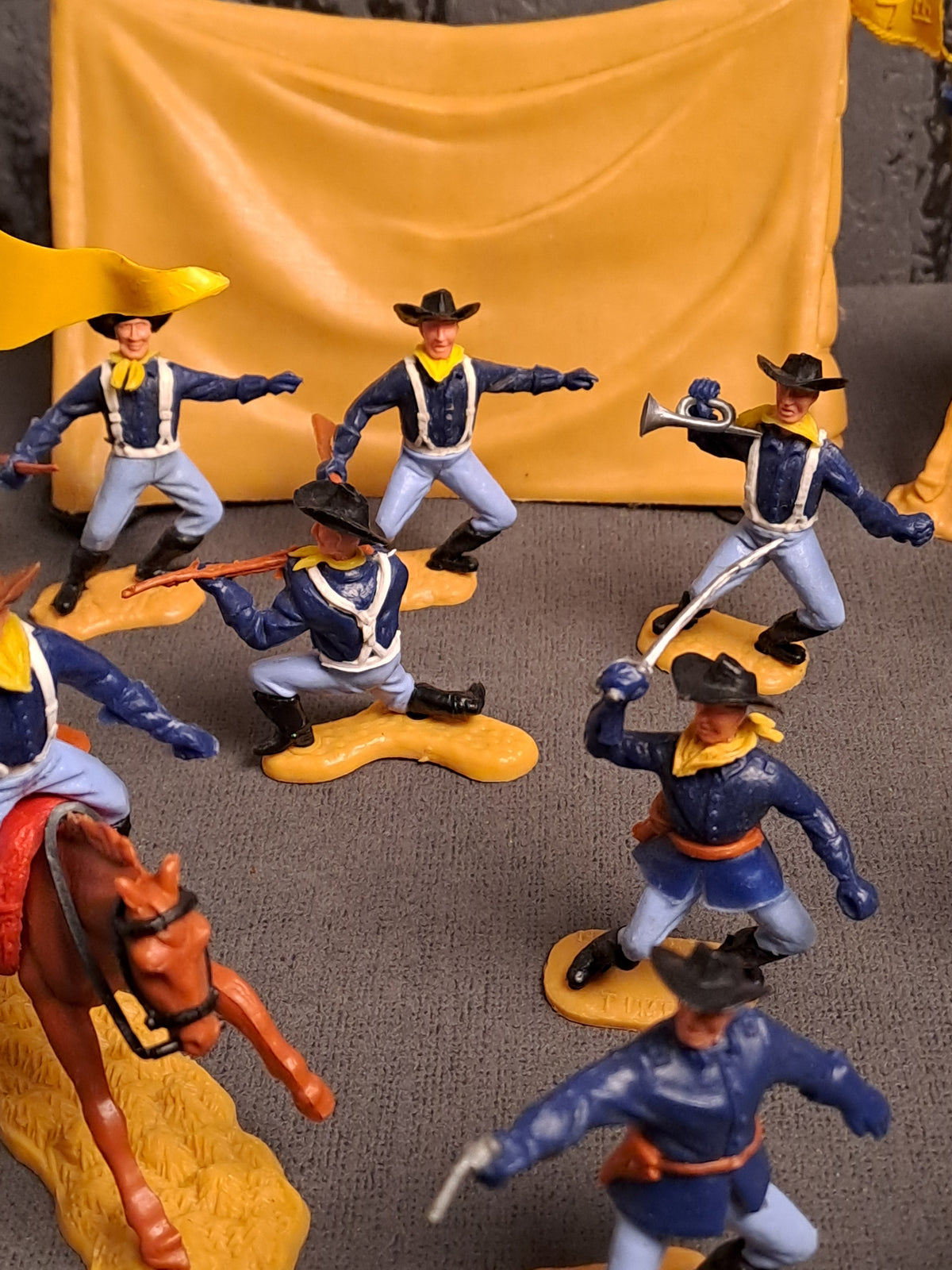 Timpo Toys U.S Cavalry Scenary