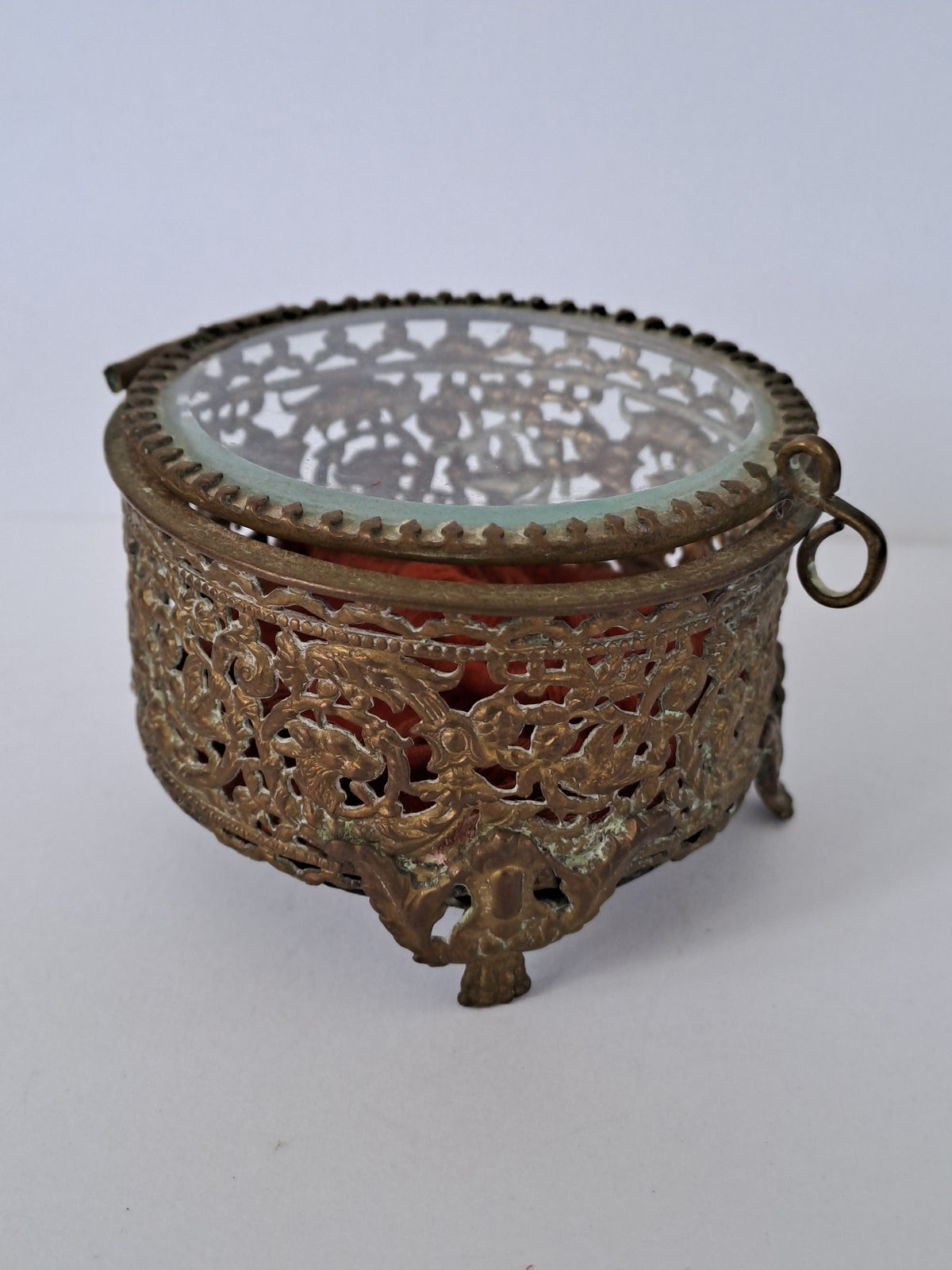 French Antique Ormolu Filigree Jewelry box / Fransk Antik Ormolu Filigran Smykkeskrin