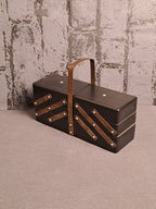 Very Rare Bakelite Sewing Box / Meget Sjældent Bakelit Syskrin 1930erne