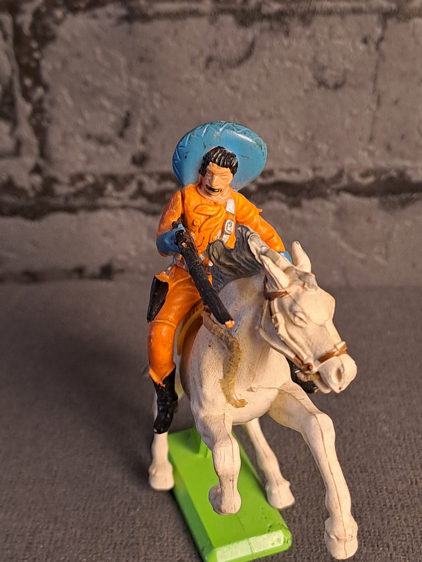 Britains Deetail Mexicans