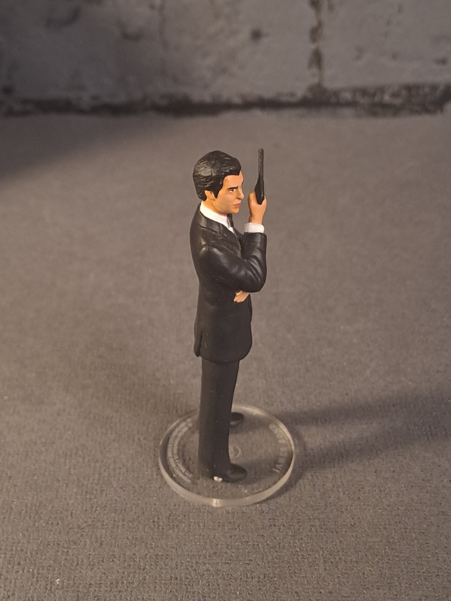 James Bond 007 Pierce Borsnan Figure Corgi Icon 1998