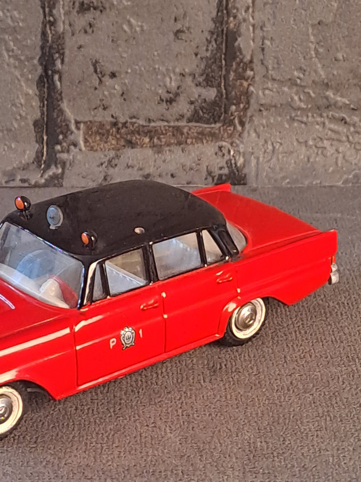 Tekno Denmark Mercedes Benz 220se Fire Chief