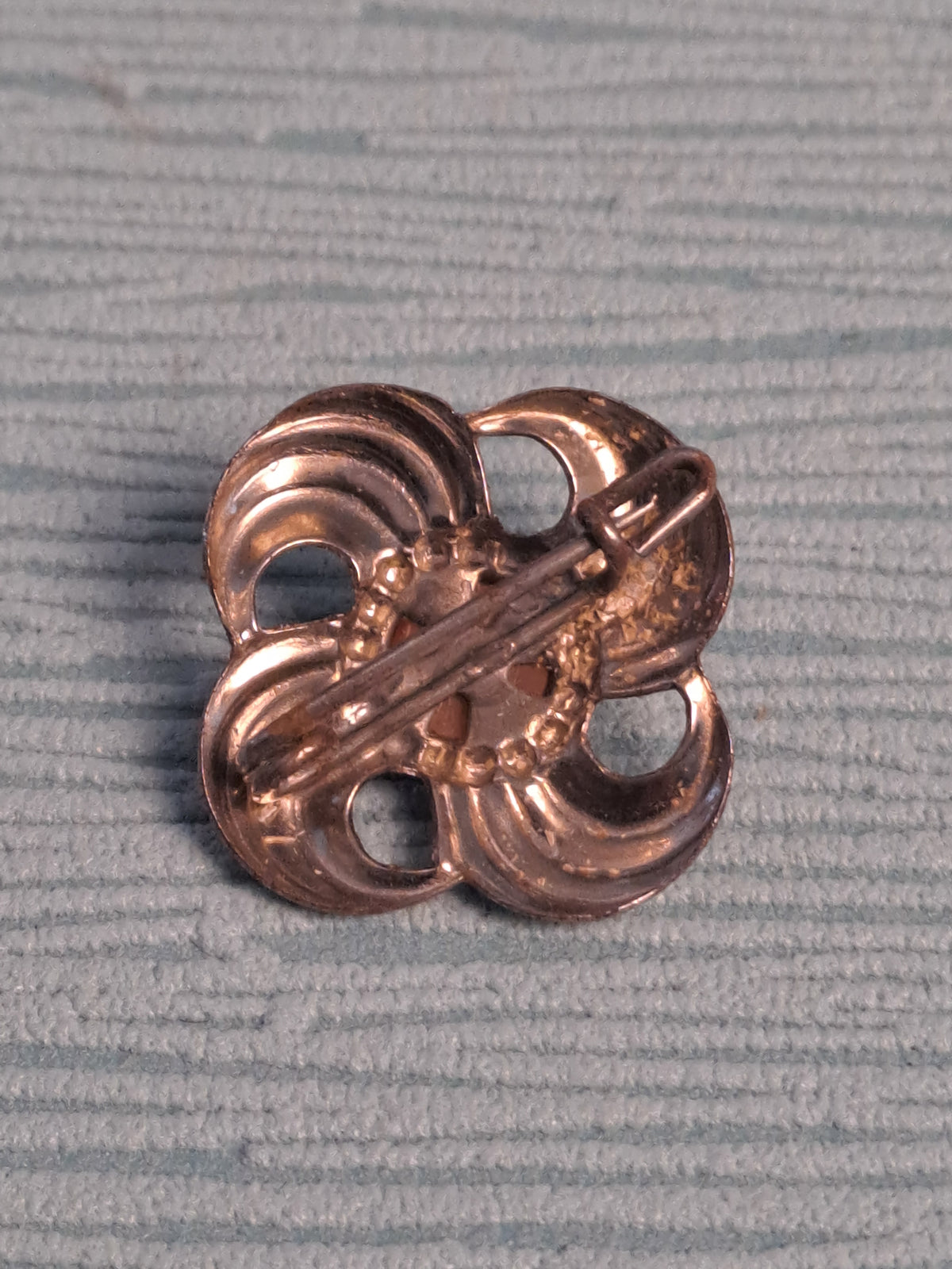 WW2 WHW Sun Wheel Flower Rare / WW2 WHW Swastika Flower Rare