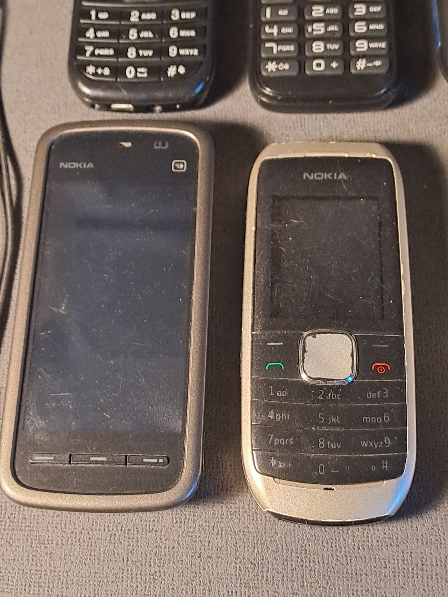 Nokia and Other Vintage Phones / Nokia og Andre Vintage Telefoner