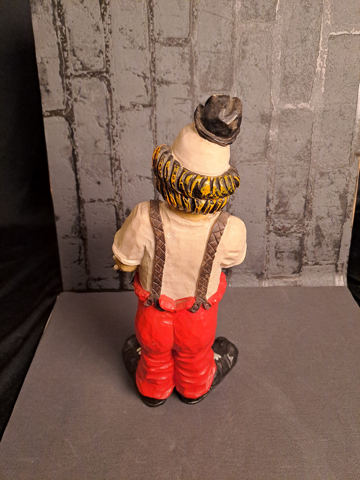 Vintage Gilde Clown with Drum