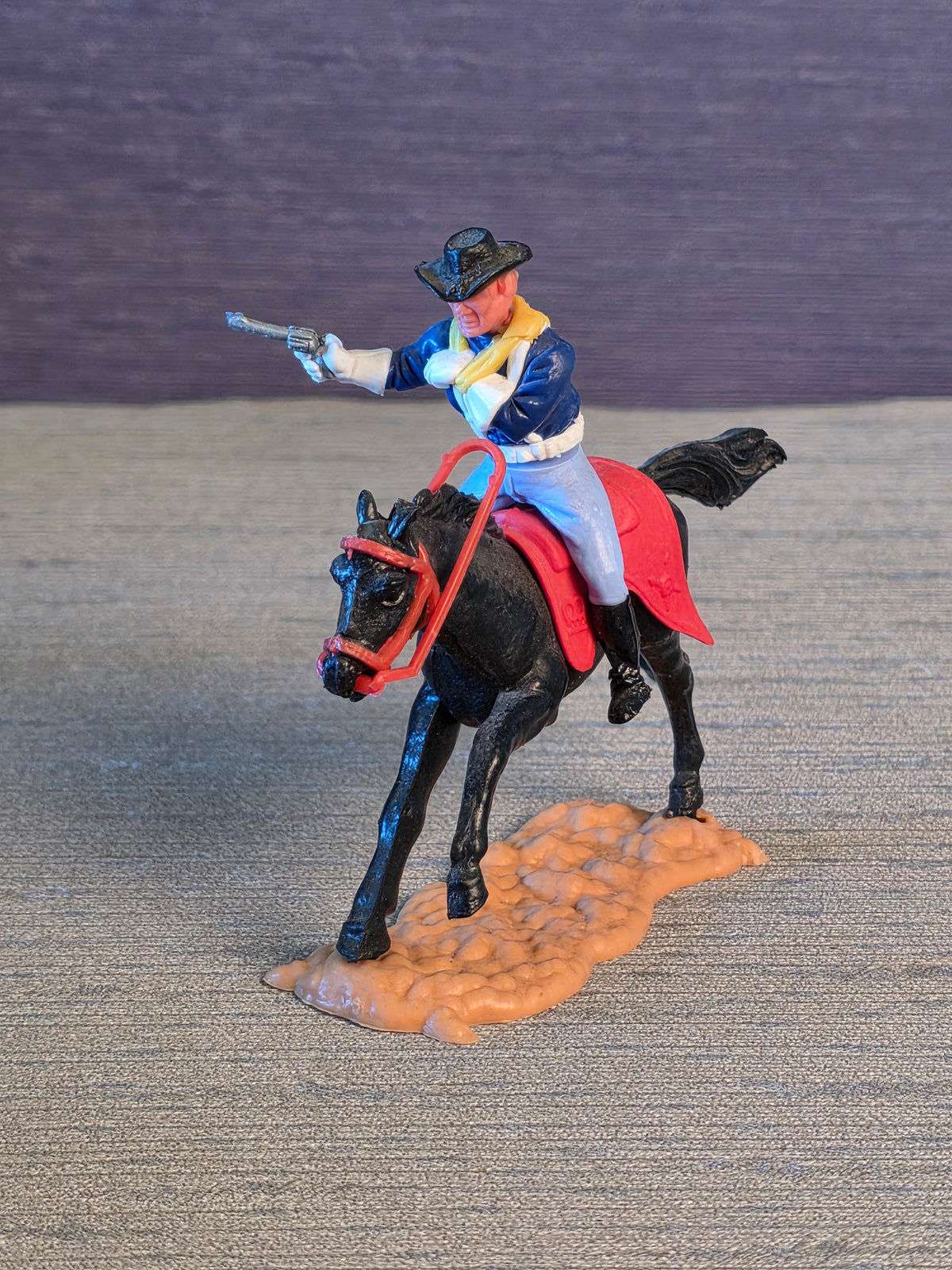 Timpo Toys U.S. Kavaleri Soldat på Hest / Timpo Toys U.S. Cavalry Soldier on Horse