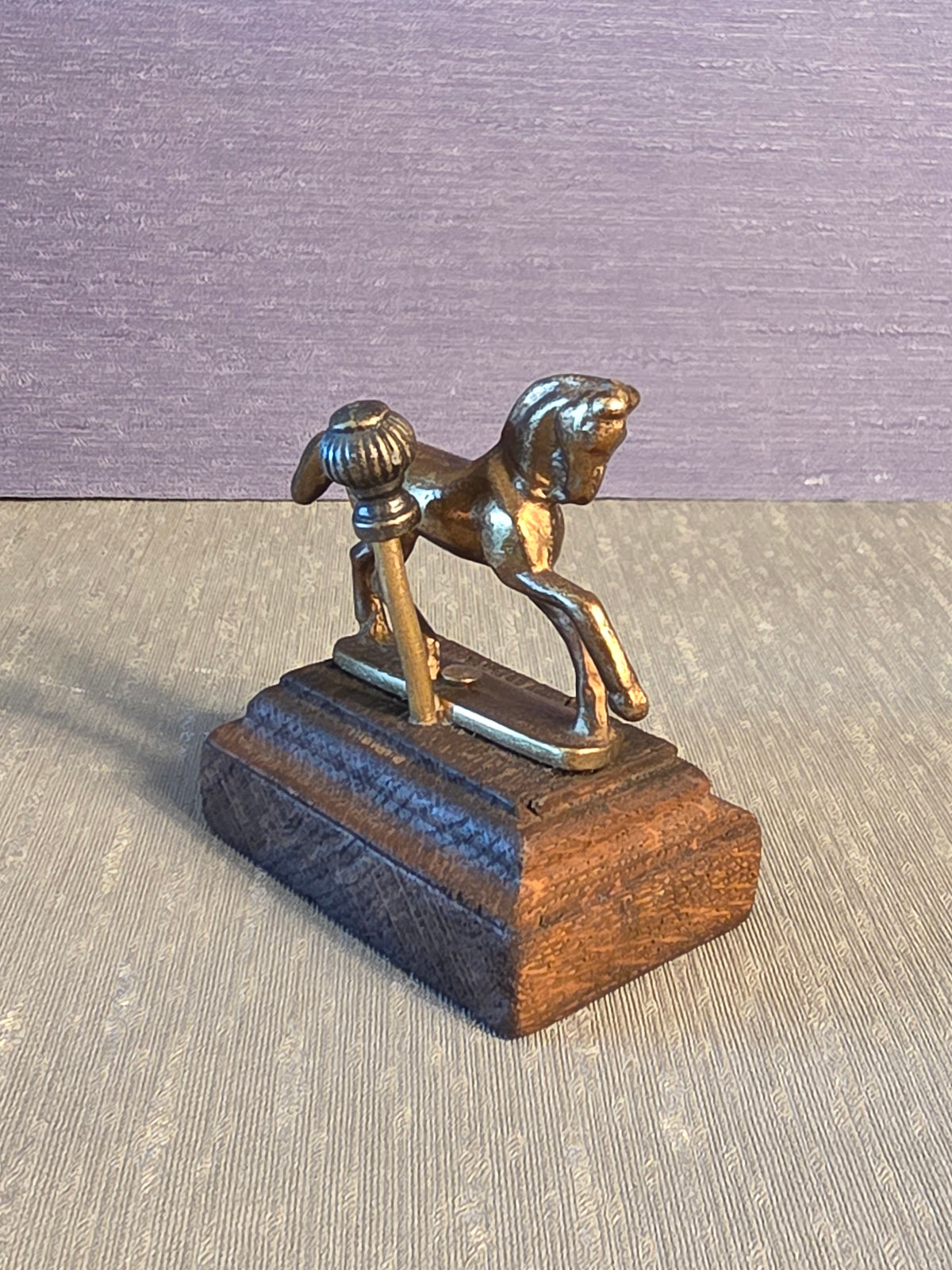 Brevvægt med Hest / Letter Weight with Horse