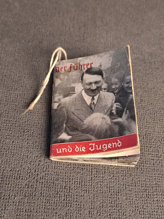 WHW Der Fuhrer Mini Booklet Und die Jugend