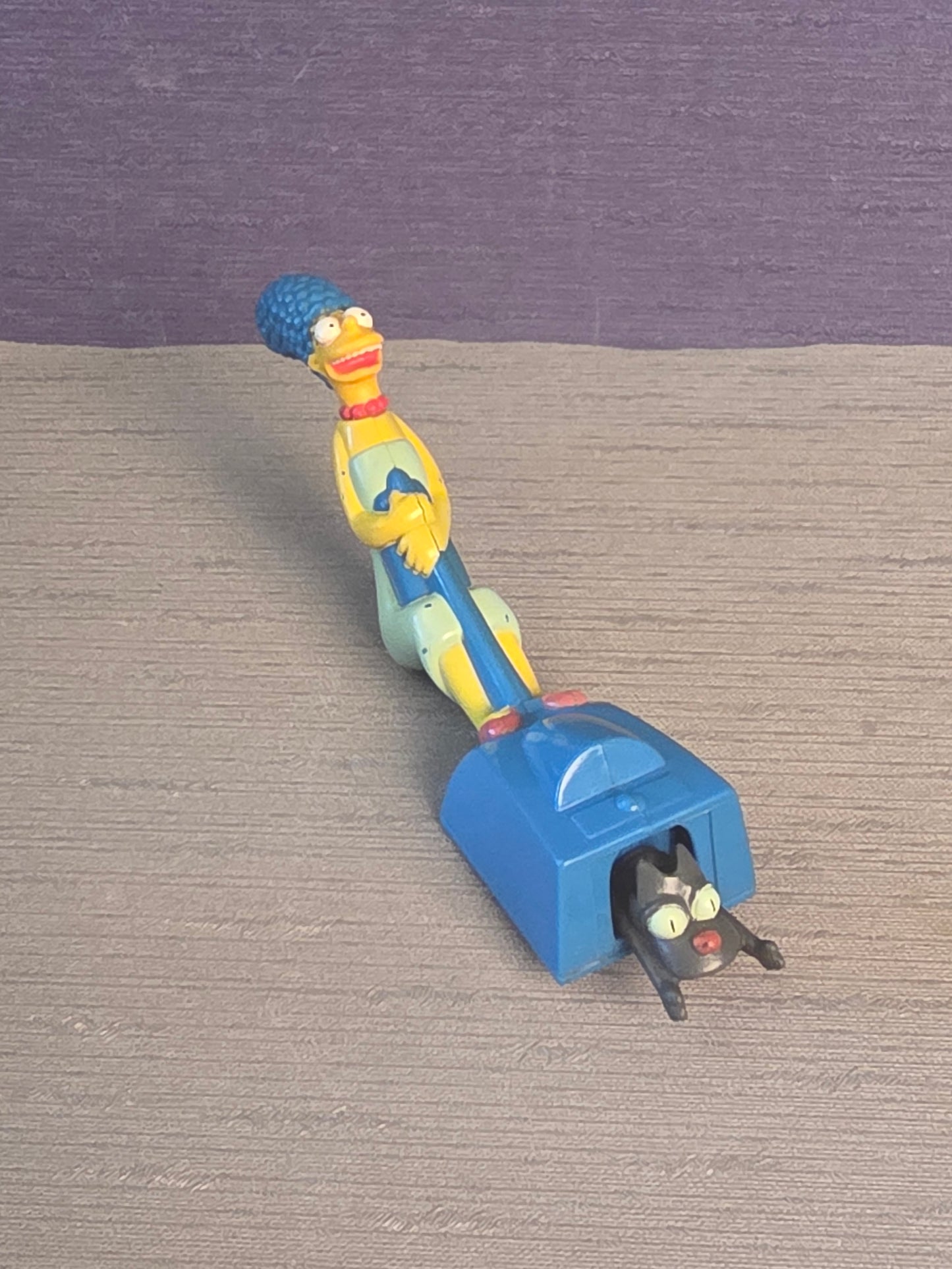 The Simpsons Marge og Snowball