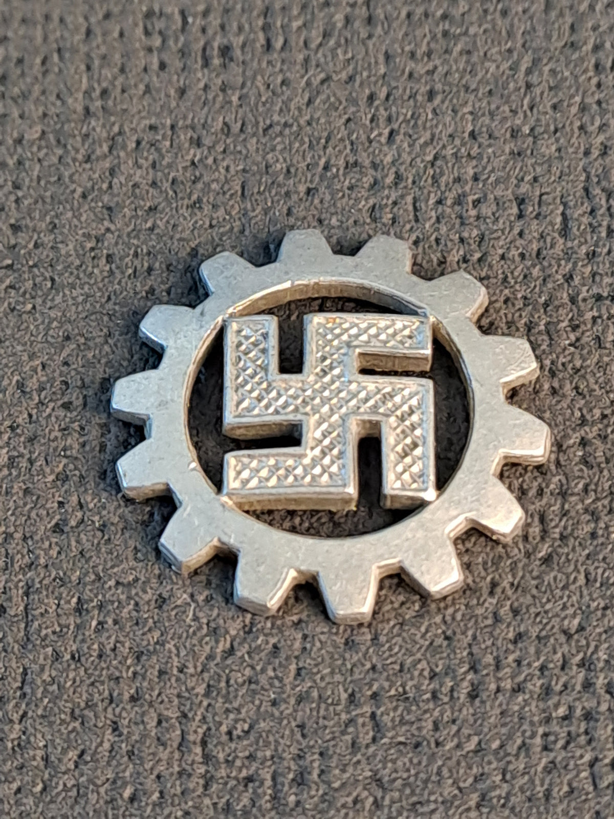WW2 D.A.F. Badge