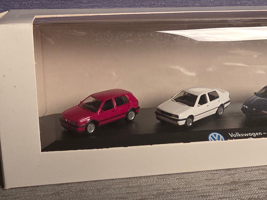 VW Dealer Box 1994