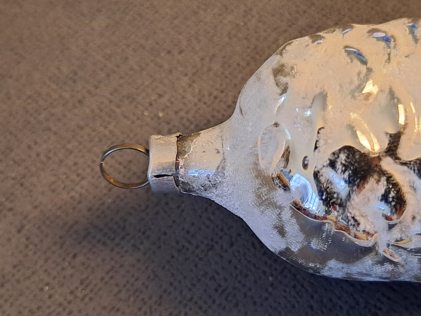 Vintage Christmas Ball / Vintage Julekugle