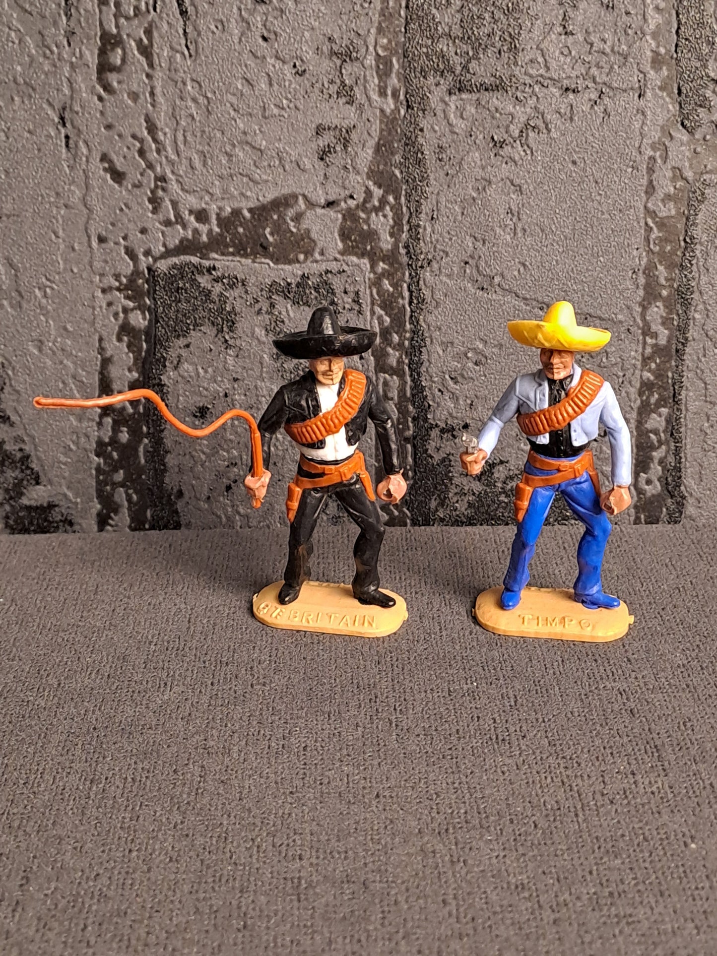 Timpo Toys Mexicans / Timpo Toys Mexicanere