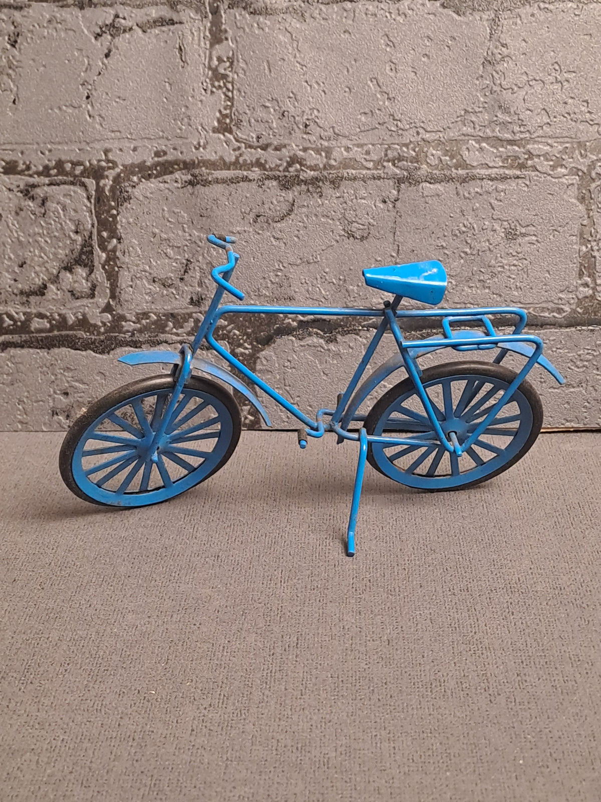 Vintage Deco Bikes / Vintage Deko Cykler