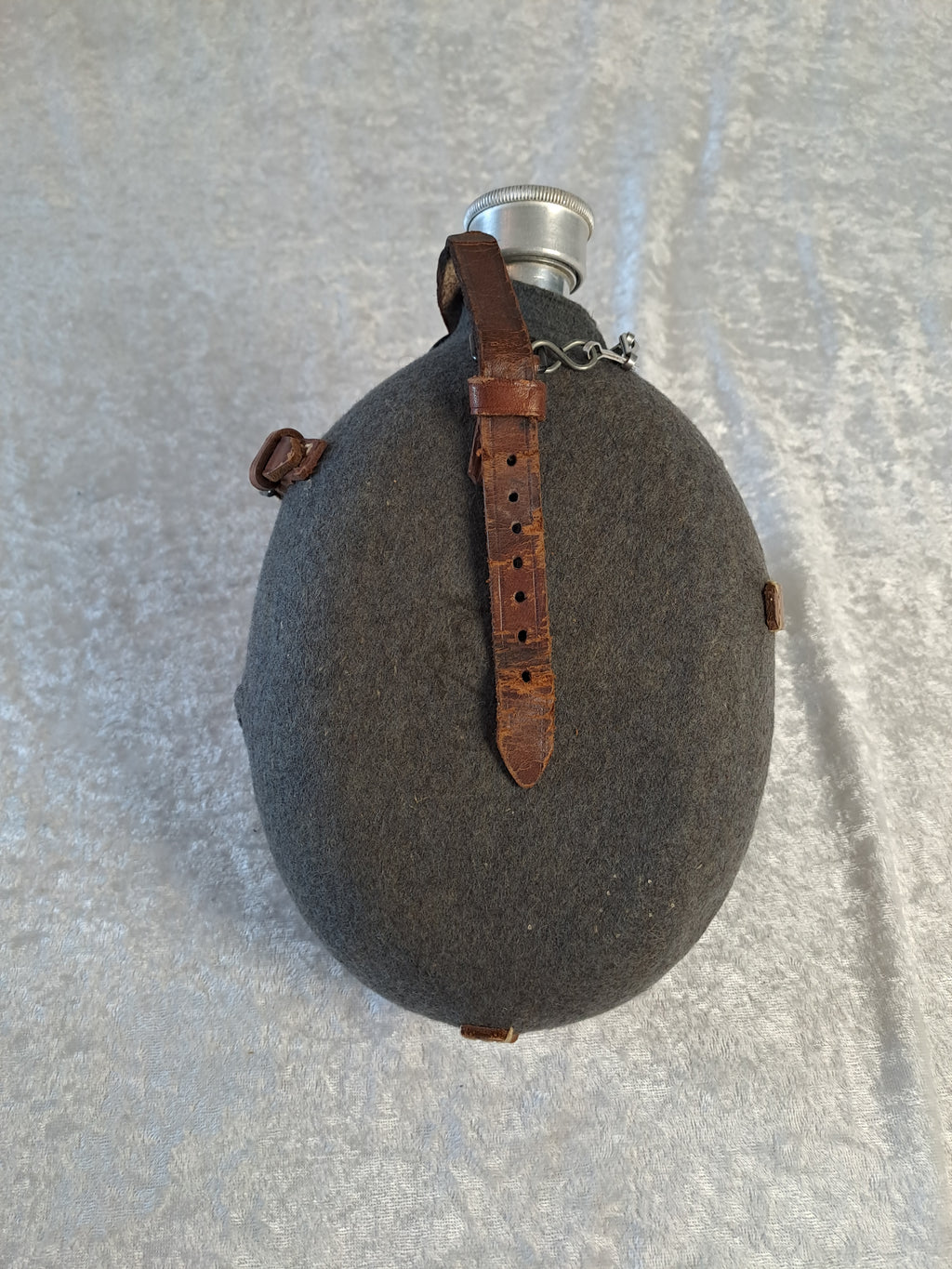 WW2 German Army Canteen / WW2 Tysk Feltflaske
