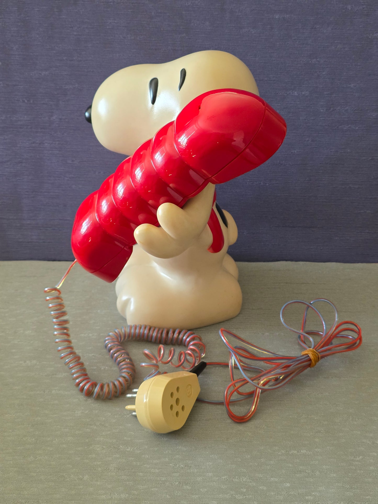 Nuser Telefon og Sparebøsse / Snoopy Telephone and Piggybank