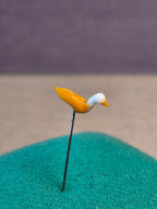 Sewing needle bird