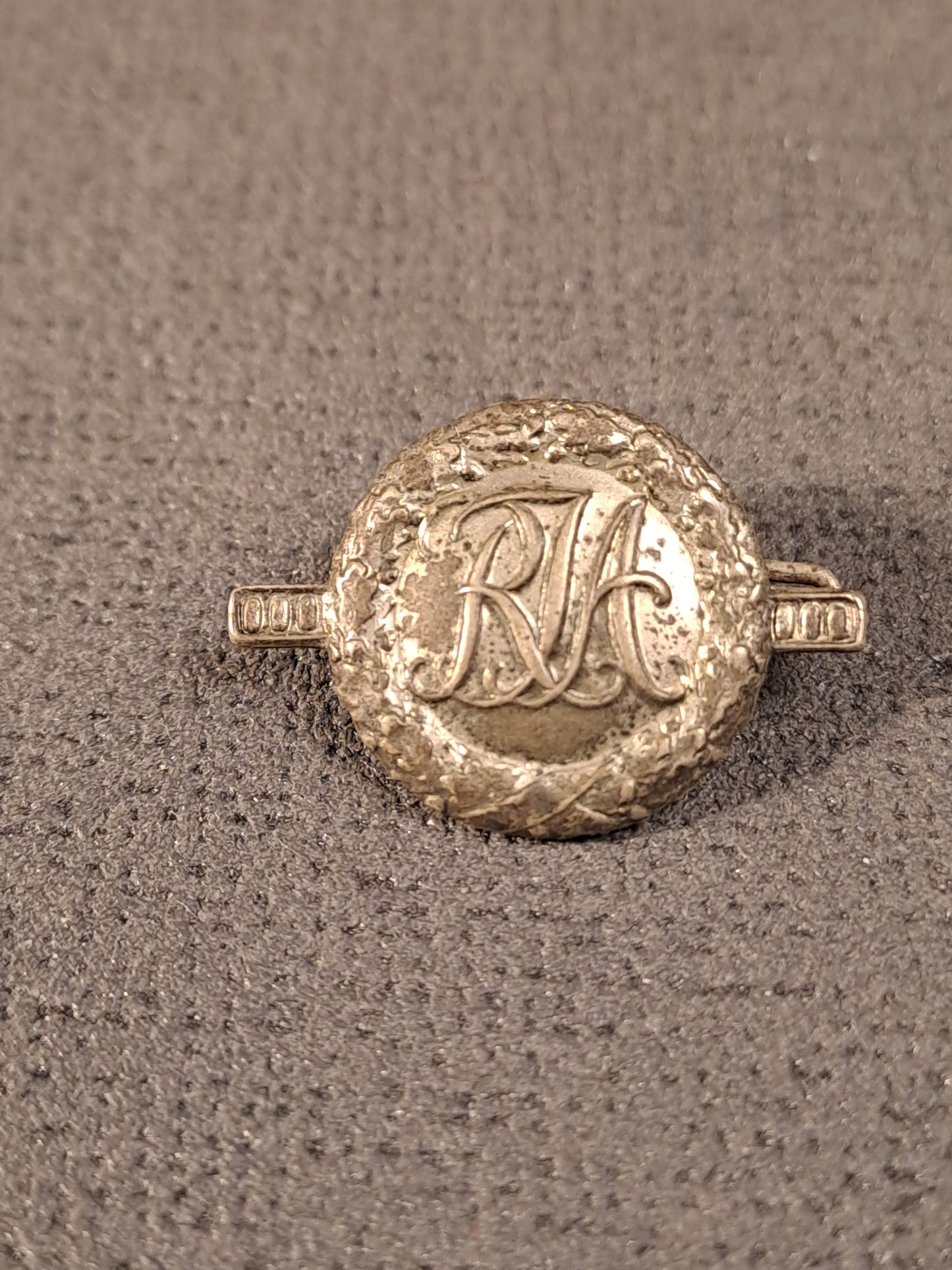 WW2 Reichsjugendsportabzeichen / 3. Rige Sports Badge