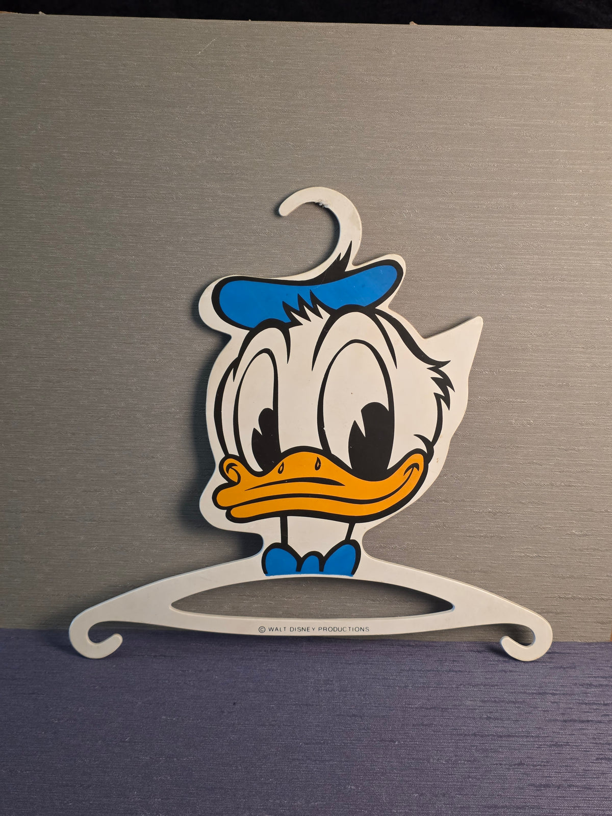 Disney Hanger. Donald Duck
