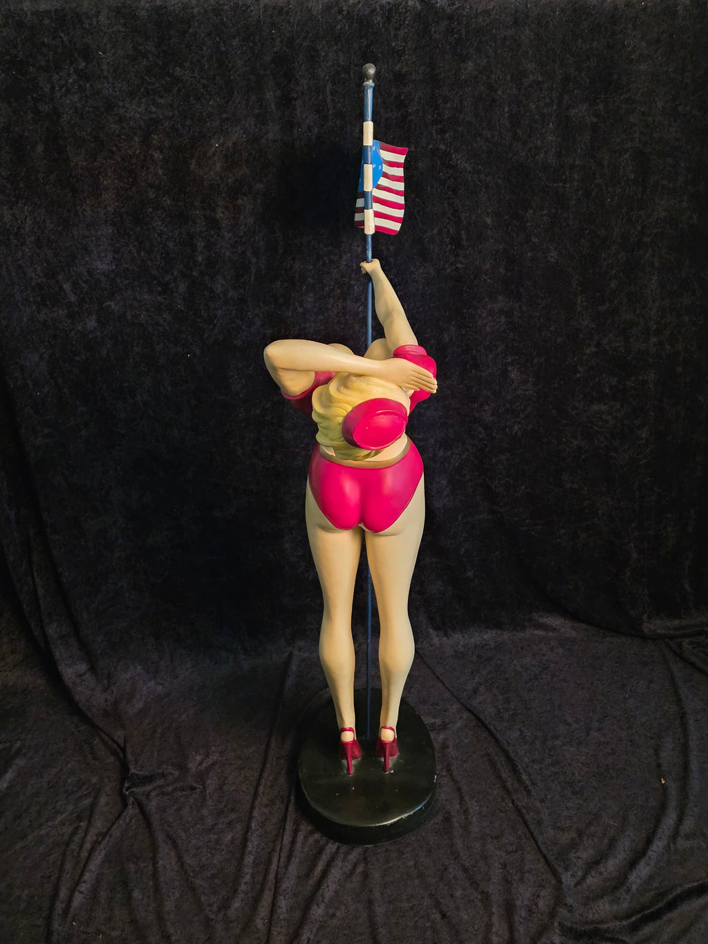 Vintage Pin Up Figur med Amerikansk Flag