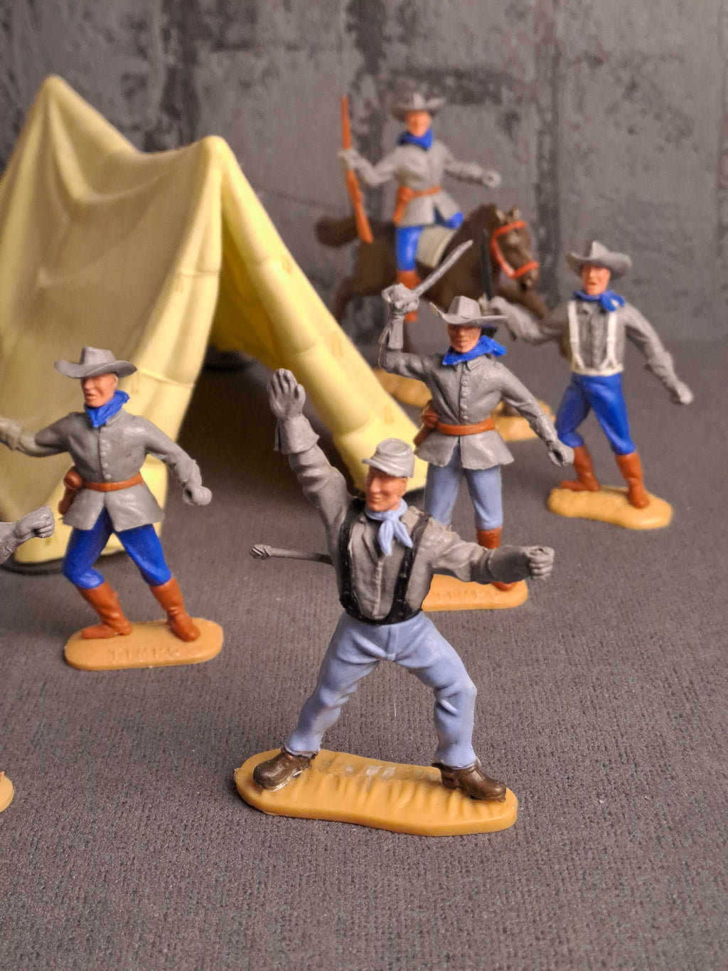 Timpo Toys Confederates / Timpo Toys Sydstats Soldater