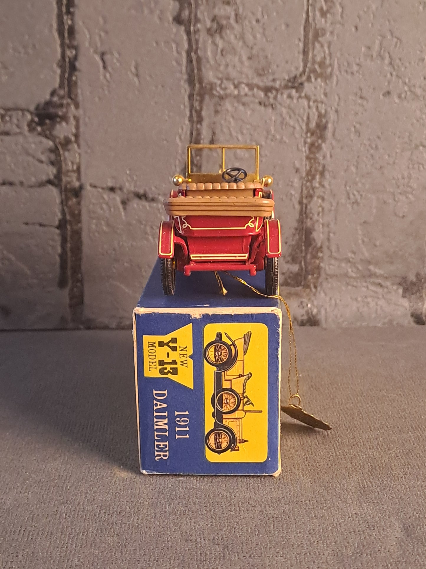 Matchbox Models of Yesteryear Daimler 1911