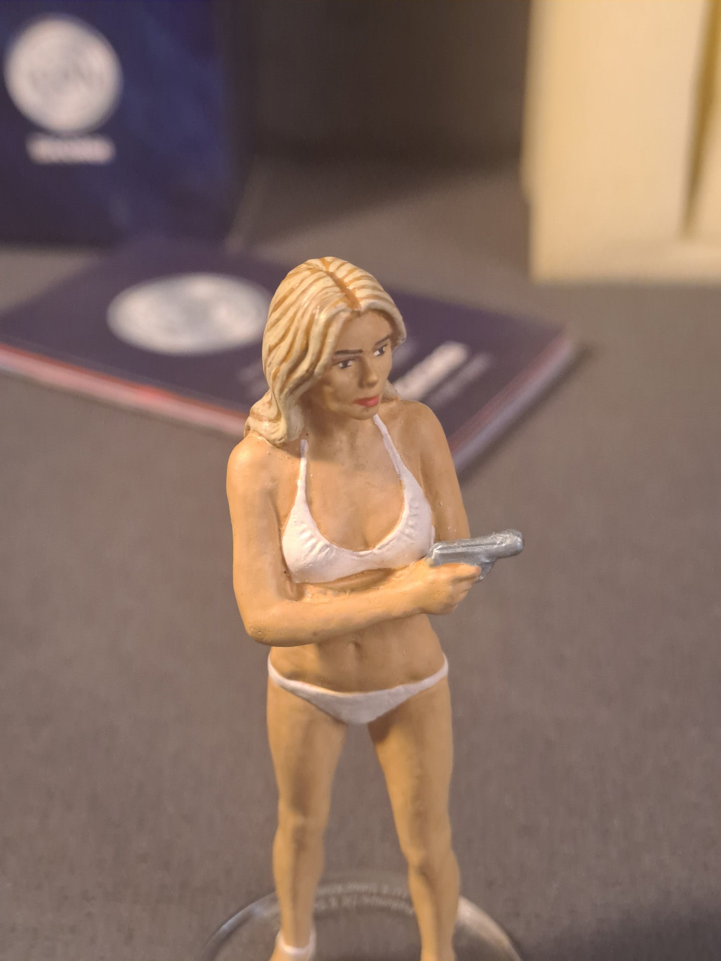 James Bond 007 Mary Goodnight Britt Ekland Figure Corgi Icon 1998
